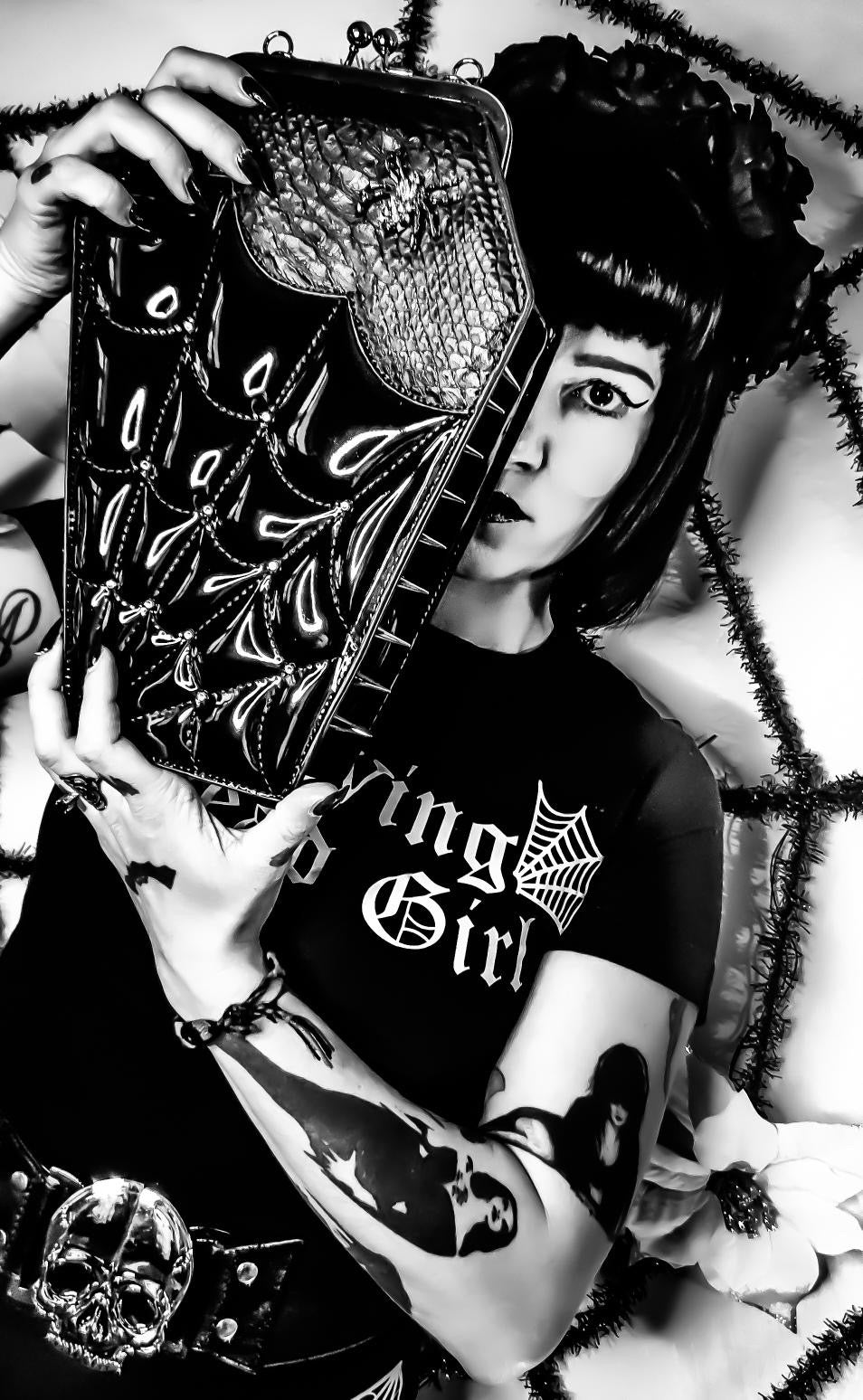 Danni Divine Coffin Purse – Velvet & Vein