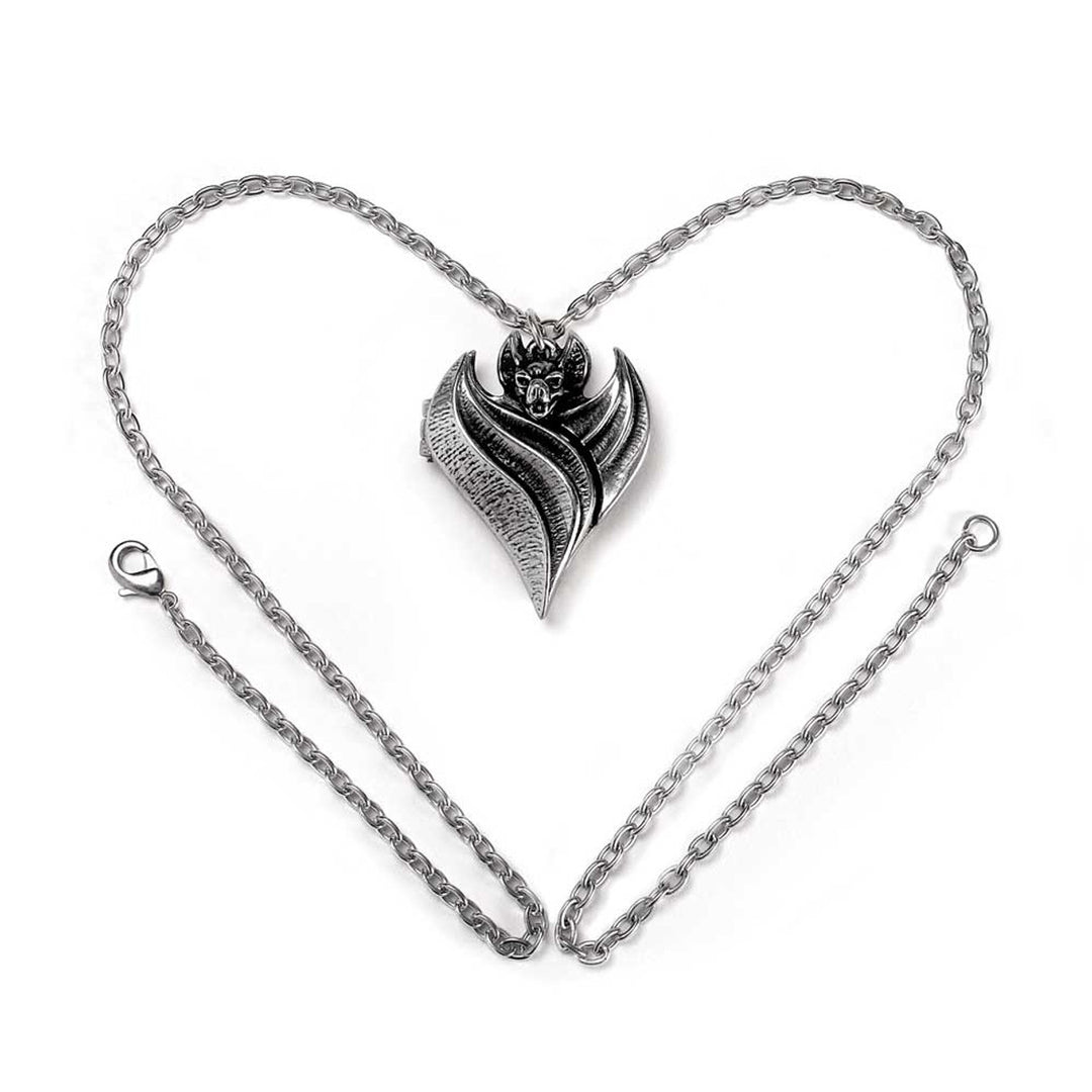 Darken Heart Necklace