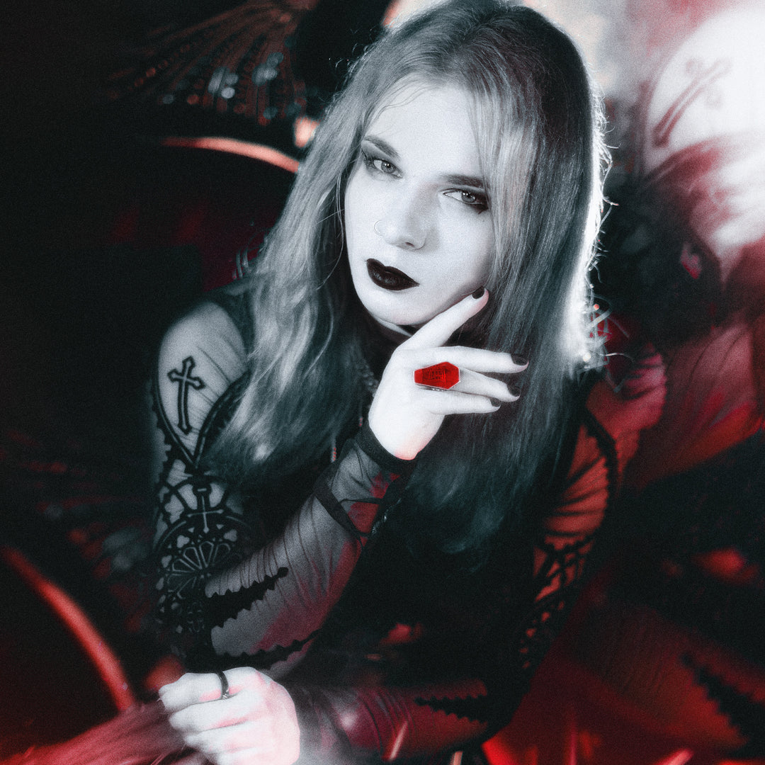Vamp Coffin Ring